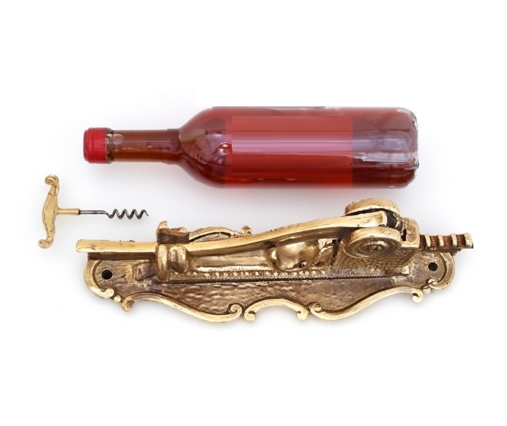 Antique Brass Wall-Mounted Corkscrew WBF305